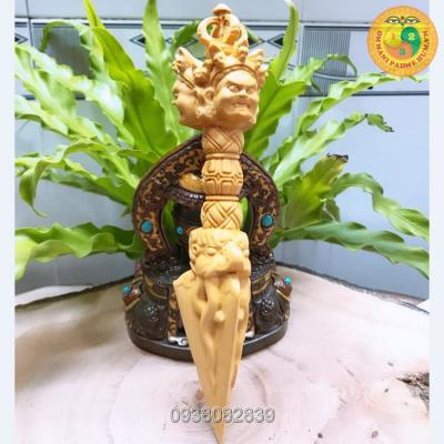 Chùy Phổ Ba Kim Cang bằng gỗ